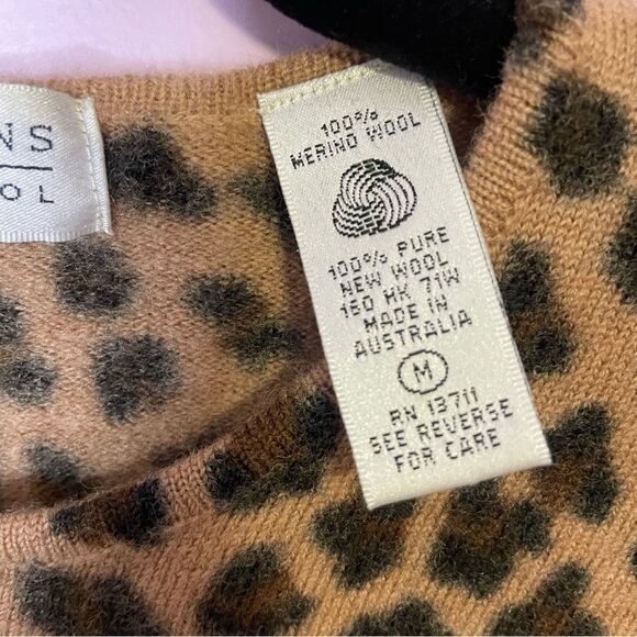 Valerie Stevens 100% Merino Wool Sweater Leopard Print Crew 3/4 Sleeve Medium - Picture 5 of 10